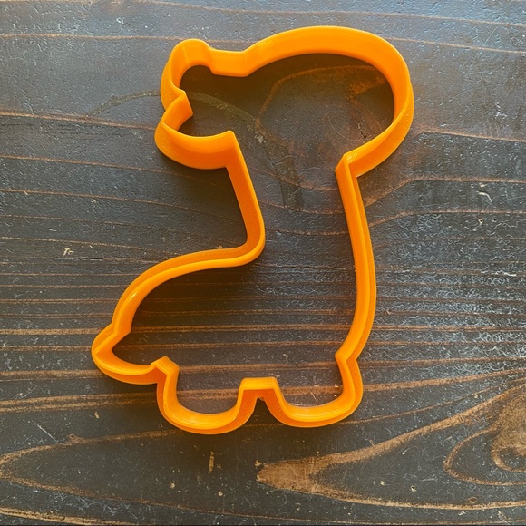 Giraffe Shaped Cookie Cutter - Picture 2 of 4